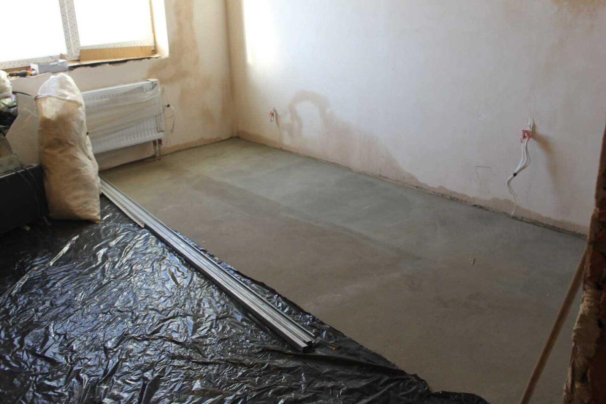 Гидроизоляция бетонной стяжки пола под плитку